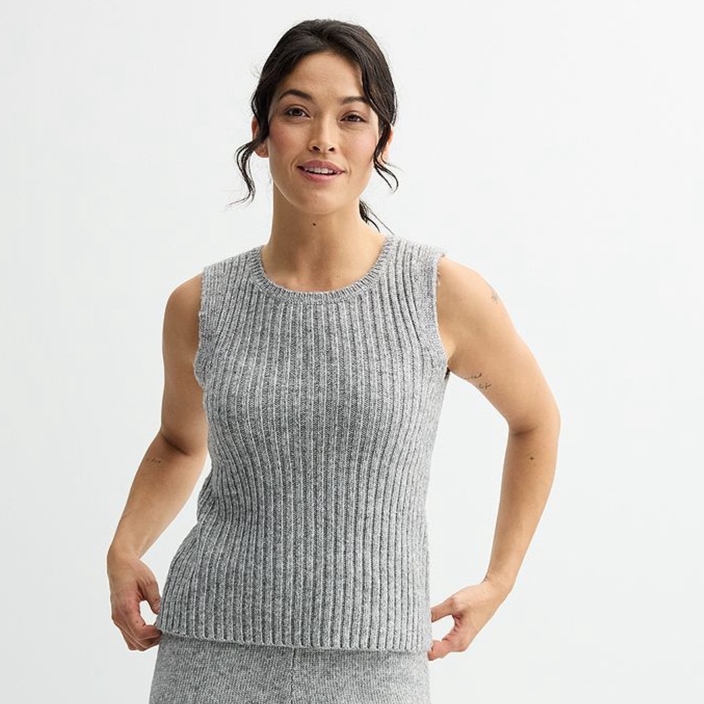 NWT Sonoma grey heather sweater tank top size small